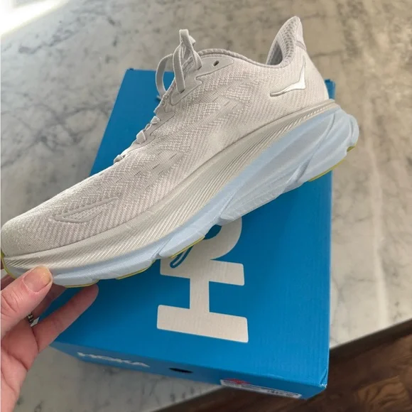Hoka Clifton 9 women’s 10.5 wide. Gray and blue. Worn one time. Original box. - Picture 3 of 7